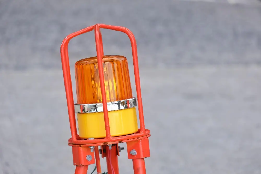 Emergency light fitting on an electrical system